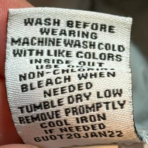 THREE pairs mixed brands Khaki Cargo-Style Shorts SM/MED (Black, olive and tan) - Picture 10 of 16